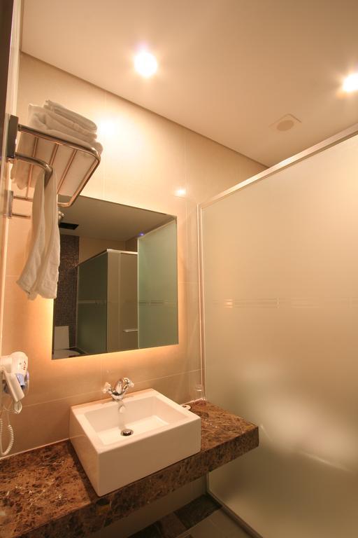 Wiz Hotel Paju Exteriör bild