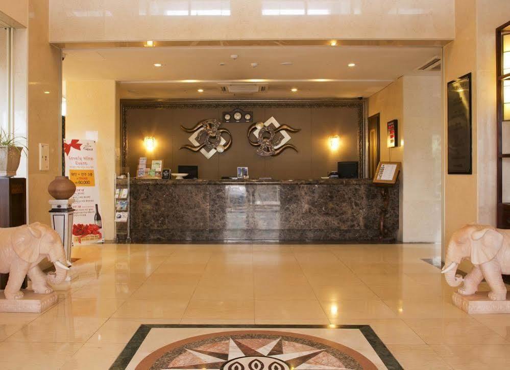 Wiz Hotel Paju Exteriör bild