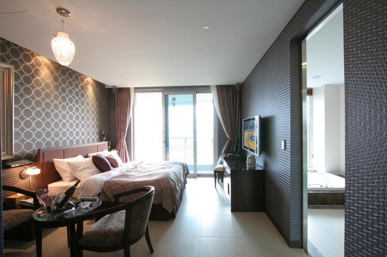 Wiz Hotel Paju Exteriör bild